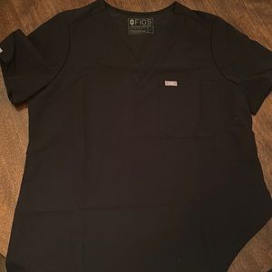 XL women’s figs scrub tops (MULTIPLE COLORS) $15/ea